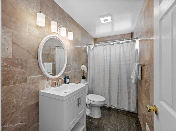 260 Lake Drive, San Bruno CA 94066