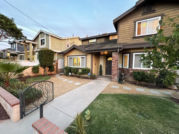1812 Clark Lane A, Redondo Beach CA 90278