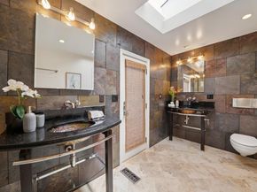18371 Montpere Way, Saratoga CA 95070