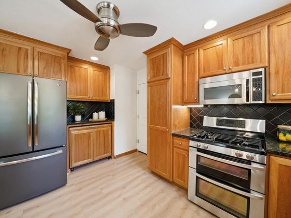 18371 Montpere Way, Saratoga CA 95070