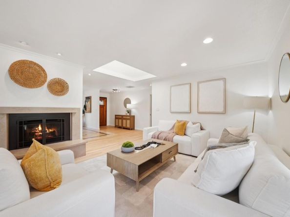 18371 Montpere Way, Saratoga CA 95070