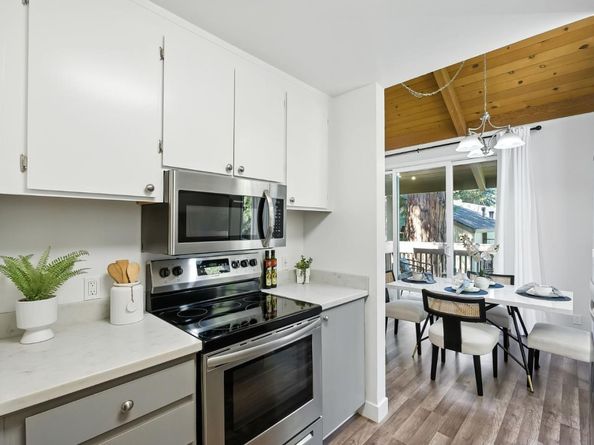 505 Cypress Point Drive 223, Mountain View CA 94043