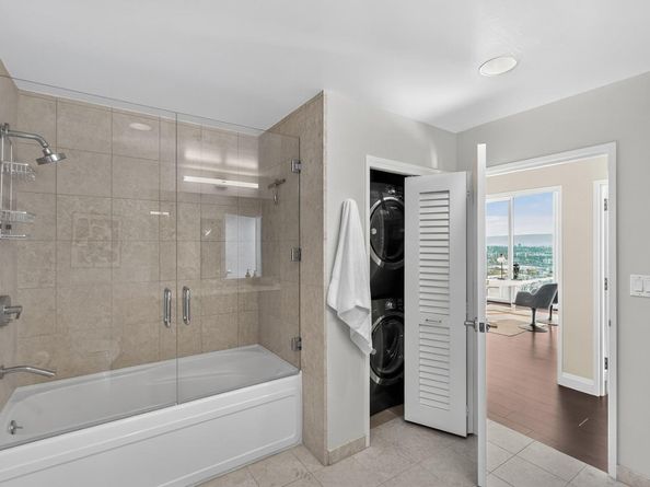 38 N Almaden Boulevard 2001, San Jose CA 95110