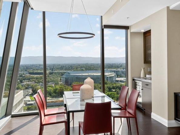 38 N Almaden Boulevard 2001, San Jose CA 95110