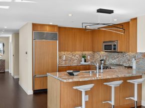 38 N Almaden Boulevard 2001, San Jose CA 95110