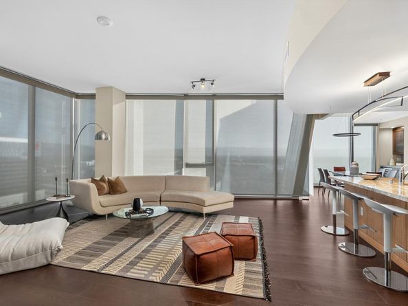 38 N Almaden Boulevard 2001, San Jose CA 95110