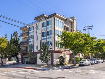 2201 Virginia Street