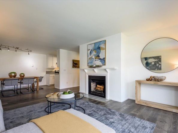 1031 Cherry Avenue 33, San Bruno CA 94066