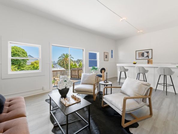 76 Bayview Street, San Francisco CA 94124