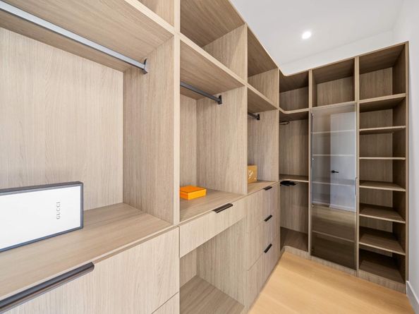 89 Centre Street, Mountain View CA 94041