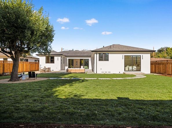 89 Centre Street, Mountain View CA 94041