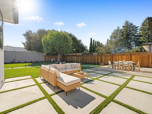 89 Centre Street, Mountain View CA 94041