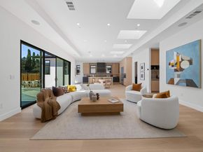 89 Centre Street, Mountain View CA 94041