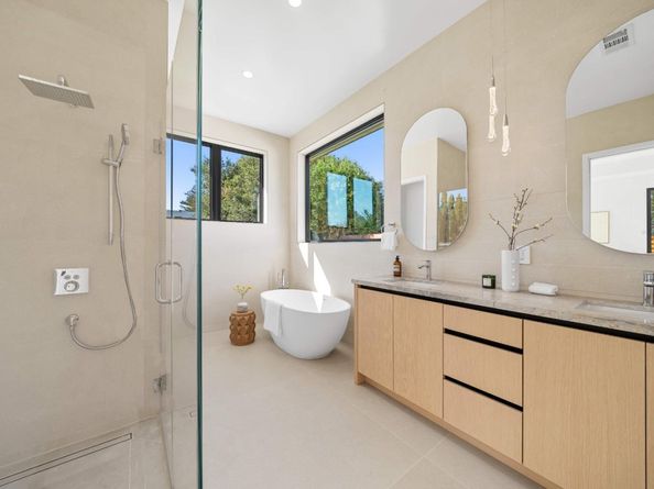 89 Centre Street, Mountain View CA 94041