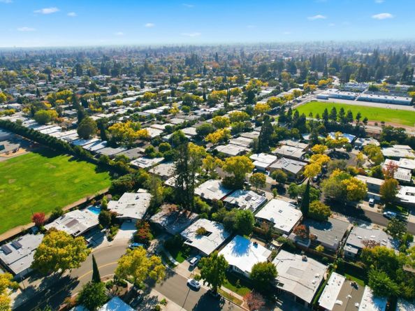 6179 Shadygrove, Cupertino CA 95014