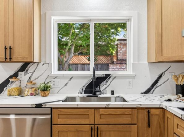 1500 E Campbell Avenue, Campbell CA 95008