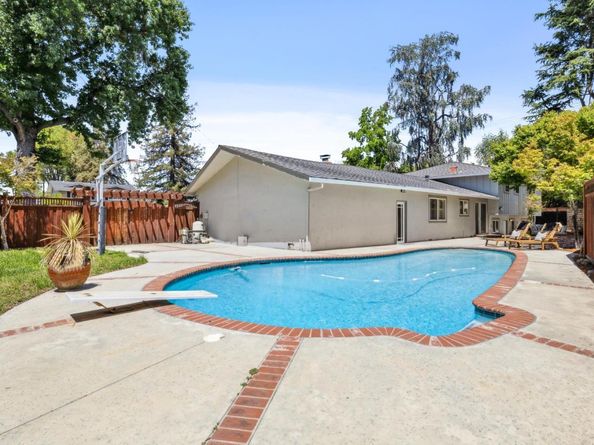 1500 E Campbell Avenue, Campbell CA 95008