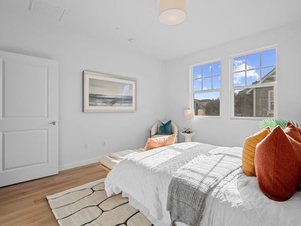 211 Orbit Way, Mountain View CA 94043