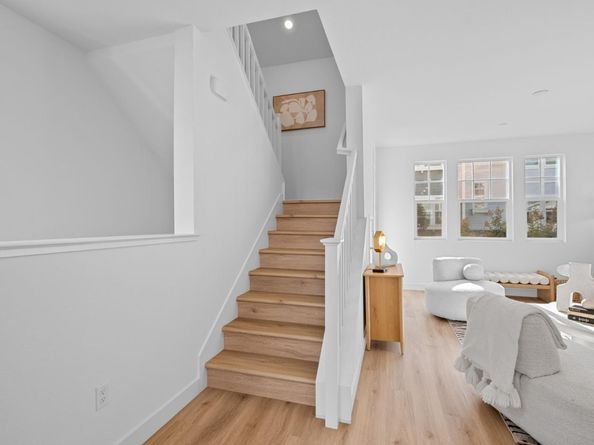 211 Orbit Way, Mountain View CA 94043