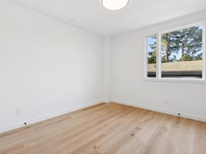 1433 Floribunda Avenue 7, Burlingame CA 94010