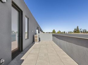 1433 Floribunda Avenue 7, Burlingame CA 94010