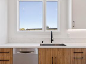 1433 Floribunda Avenue 7, Burlingame CA 94010