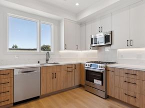 1433 Floribunda Avenue 7, Burlingame CA 94010