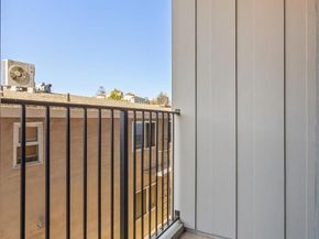 1433 Floribunda Avenue 7, Burlingame CA 94010