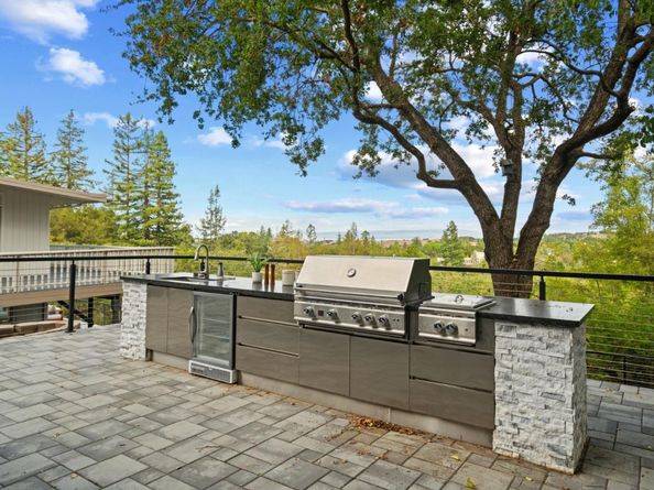 2987 Alexis Drive, Palo Alto CA 94304