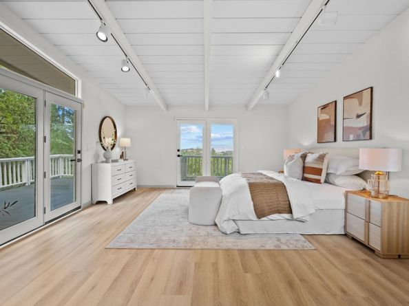 2987 Alexis Drive, Palo Alto CA 94304