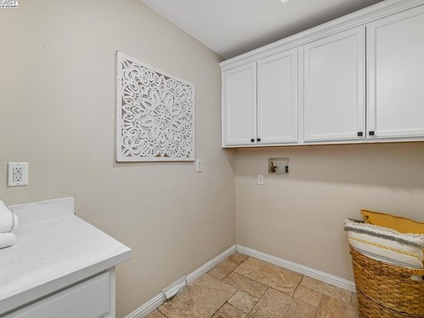 3370 Gardella Plaza, Livermore CA 94551