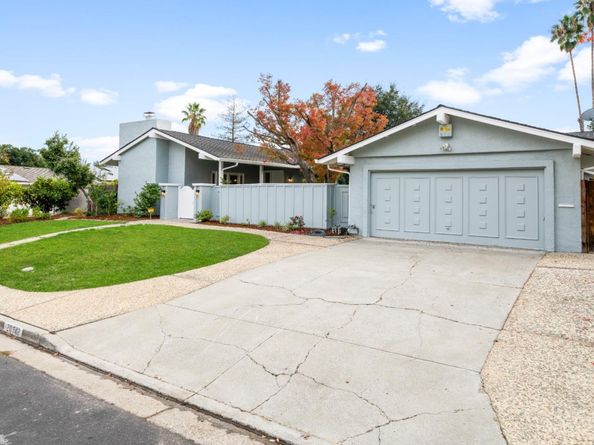 20742 Saint Joan Court, Saratoga CA 95070