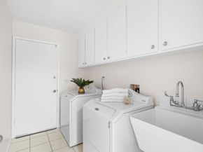 20742 Saint Joan Court, Saratoga CA 95070