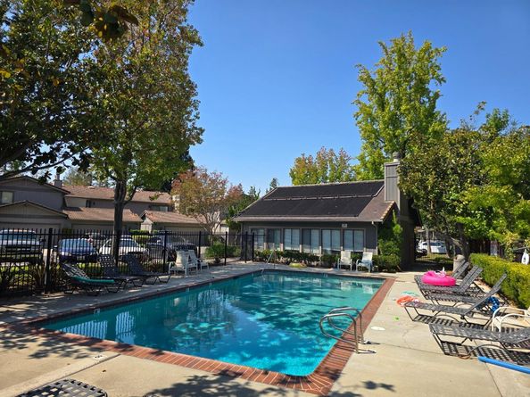 207 Palmer Drive, Los Gatos CA 95032