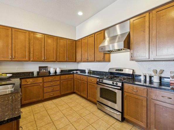 1388 Broadway 109, Millbrae CA 94030