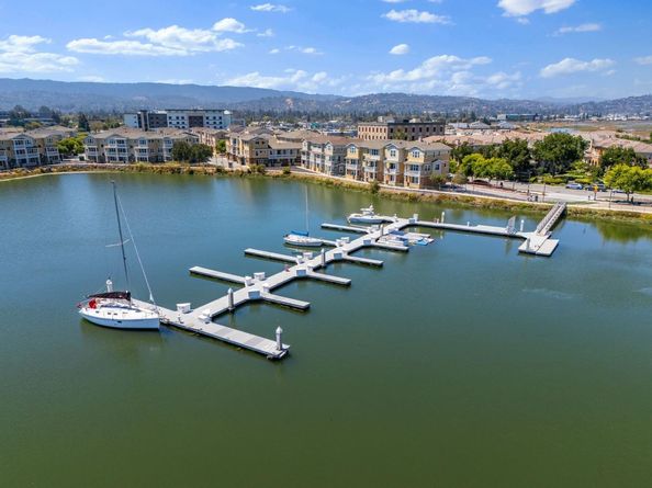 641 Turnbuckle Drive 1701, Redwood City CA 94063