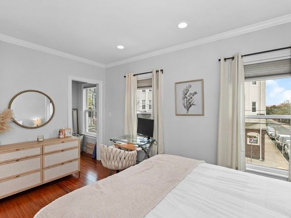 499-501 Sumner St 2, Boston MA 02128