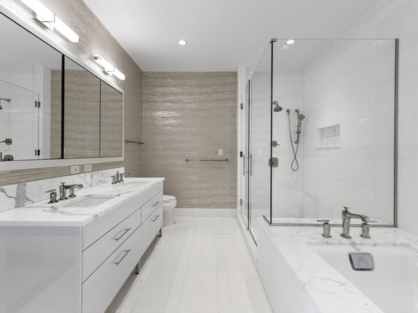 22 Liberty Dr 11C, Boston MA 02210