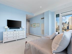 22 Liberty Dr 11C, Boston MA 02210