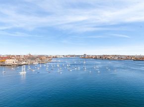 22 Liberty Dr 11C, Boston MA 02210