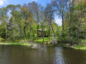 53 Yorkshire Road, Dover MA 02030