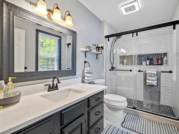 16 Gilbert Way, Millbury MA 01527