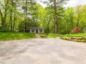 16 Gilbert Way, Millbury MA 01527