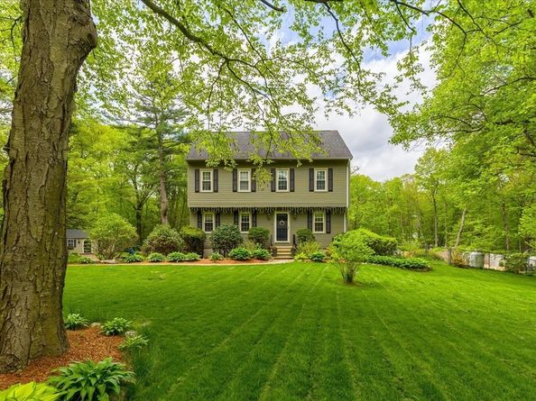 16 Gilbert Way, Millbury MA 01527