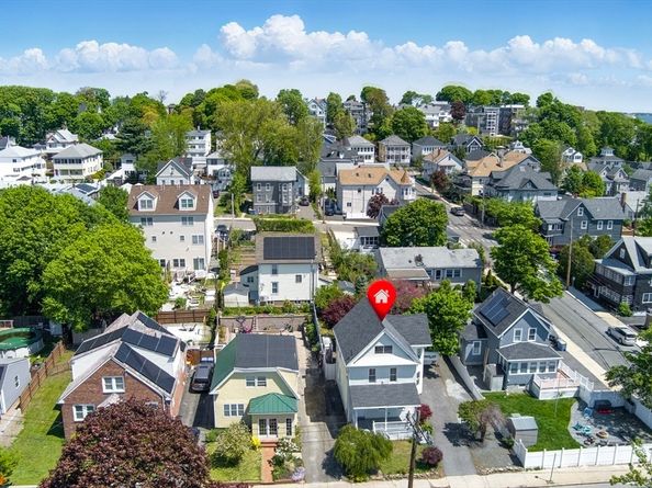 80 Shirley St, Winthrop MA 02152