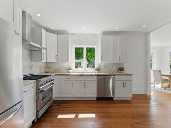 80 Shirley St, Winthrop MA 02152