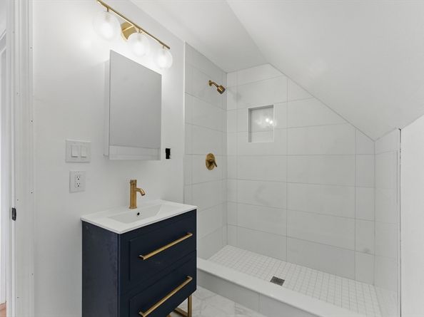 80 Shirley St, Winthrop MA 02152