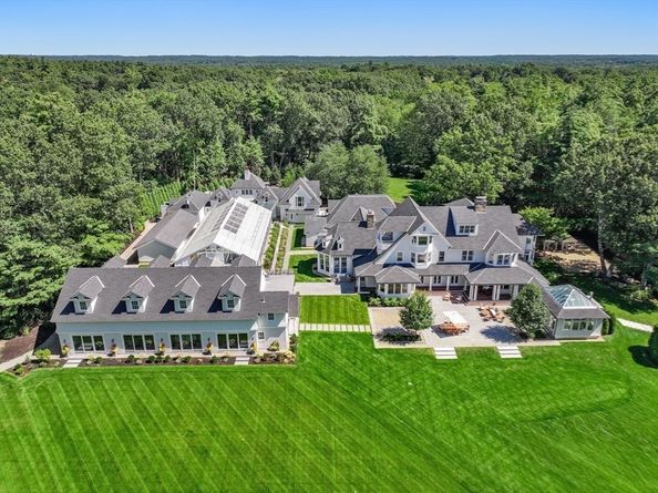 210 Monument Farm Road, Concord MA 01742
