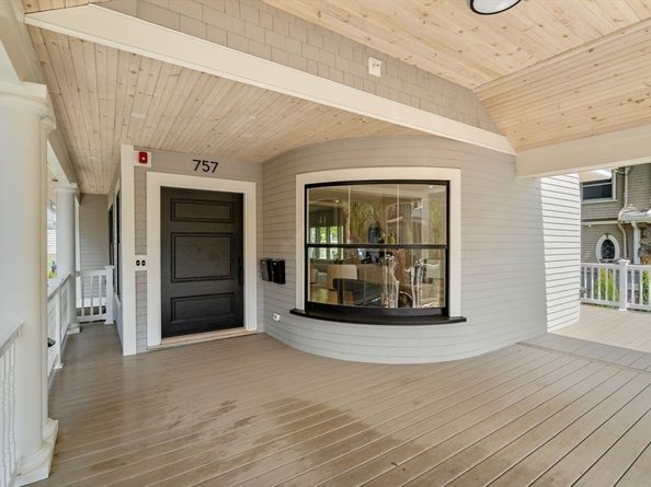 757 Washington St 2, Brookline MA 02446