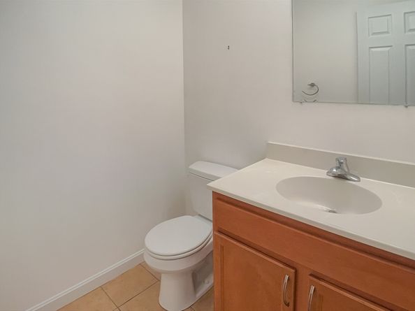 18 Alden Dr 3, Berlin MA 01503